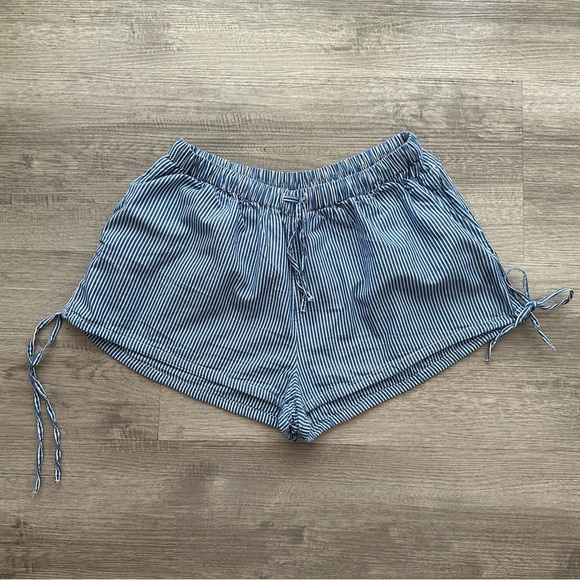 Anthropologie Blue striped Shorts with Elastic Waistband 🏖️ 🏝️ beachy - Picture 3 of 6